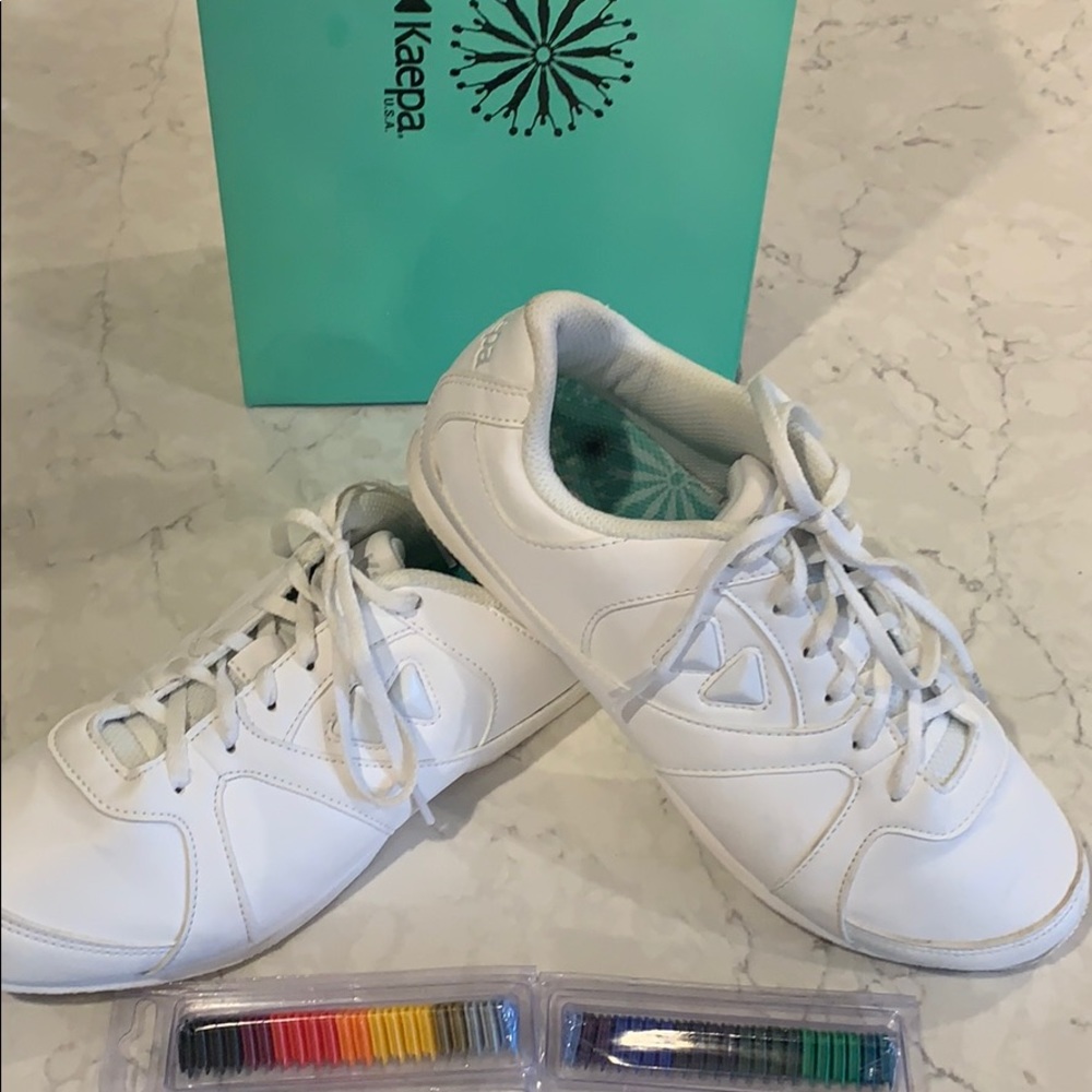 Ladies Kaepa Cheer Sneakers size 7.5